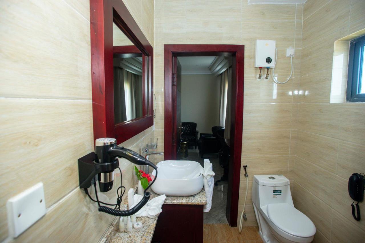 El Doria Hotel Λομέ Εξωτερικό φωτογραφία