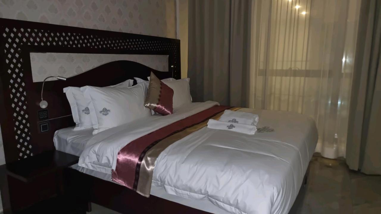El Doria Hotel Λομέ Εξωτερικό φωτογραφία