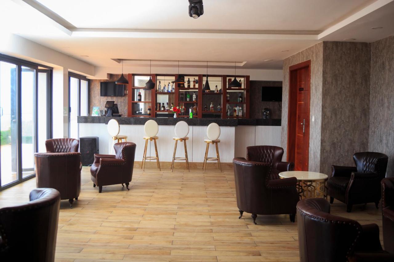 El Doria Hotel Λομέ Εξωτερικό φωτογραφία